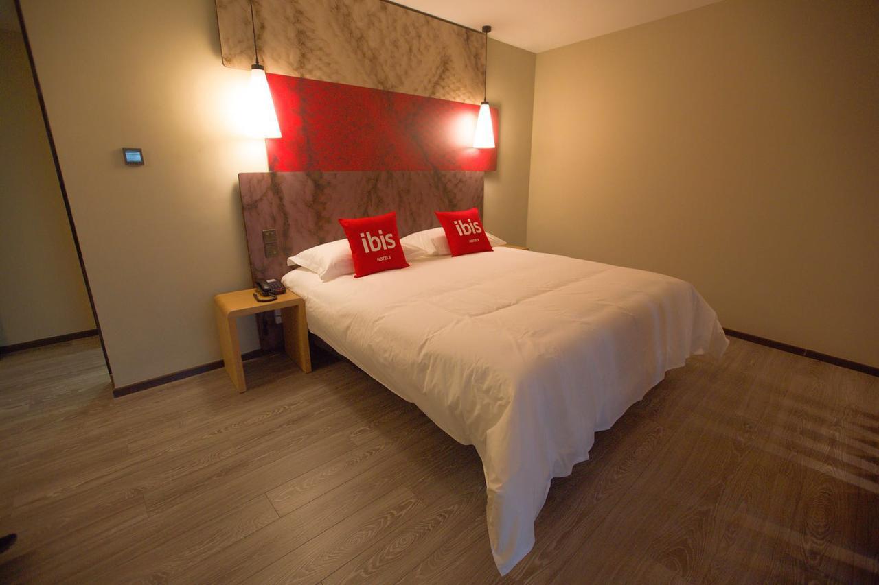 Hotel Ibis Chengdu Chunxi Road Shudu Mansion Exterior foto
